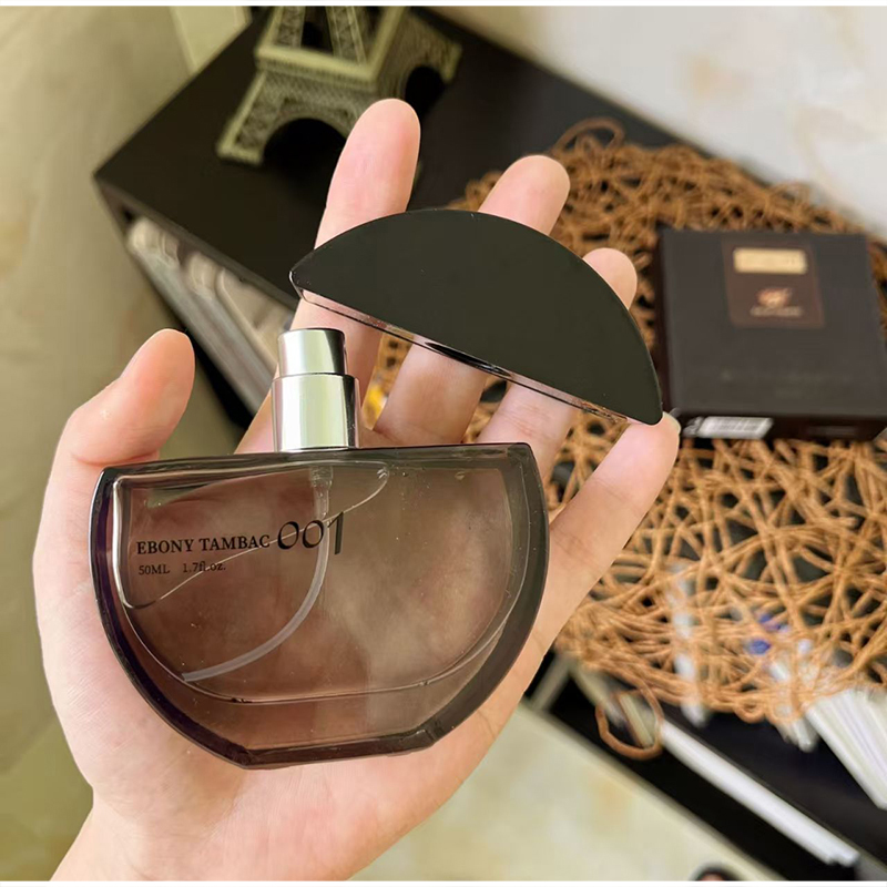 Luxo oriental ébano amadeirado - Fragrance Perfume In Dubai avaliação e preço