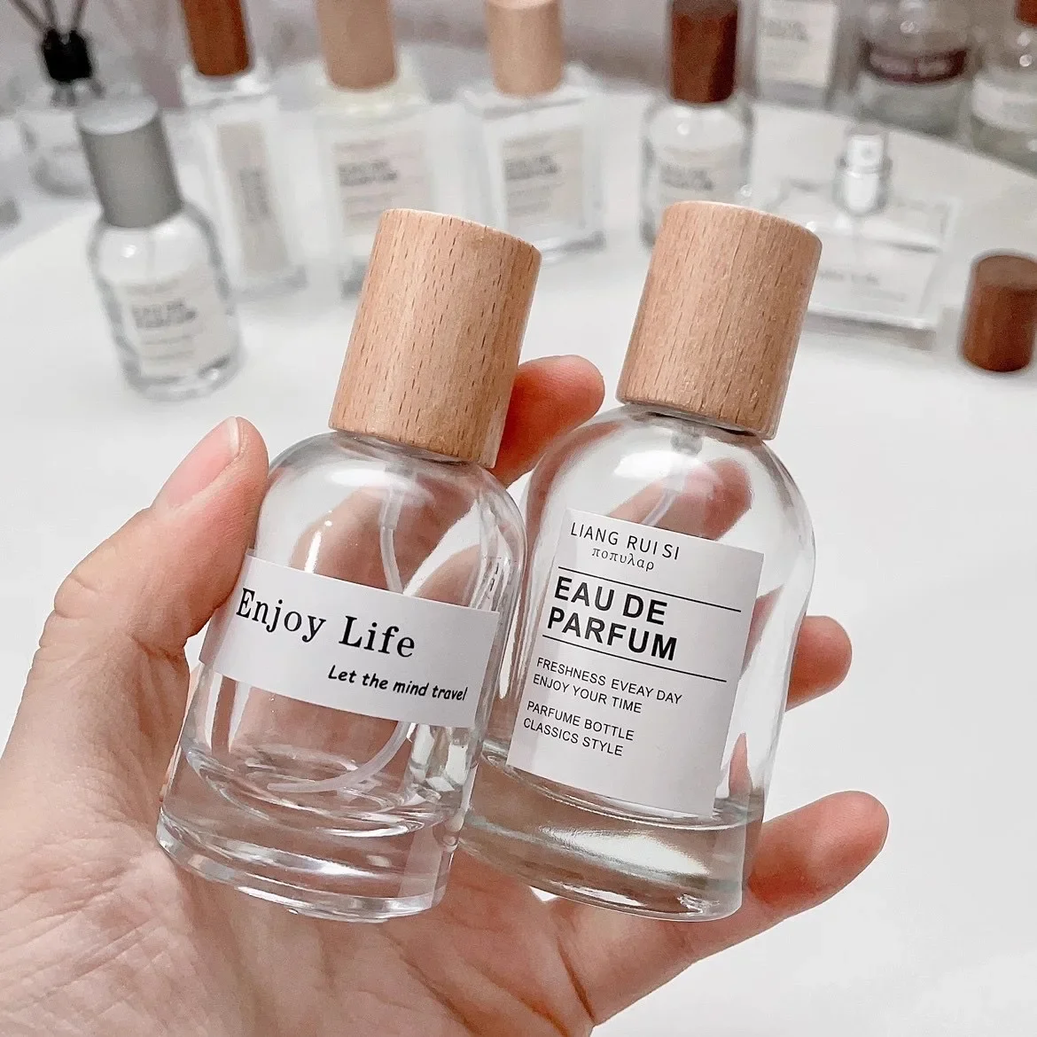 Frasco de Perfume de Vidro 30/ - Perfume Imperium Fragrance World avaliação e preço